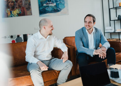 moreFactory - Lifestyle. Anton und Maximilian im Gespräch. Dabei lachen sie